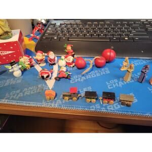 VTG random Lot Mini Santa Figures, nativity, train, animals, nice decorated tin